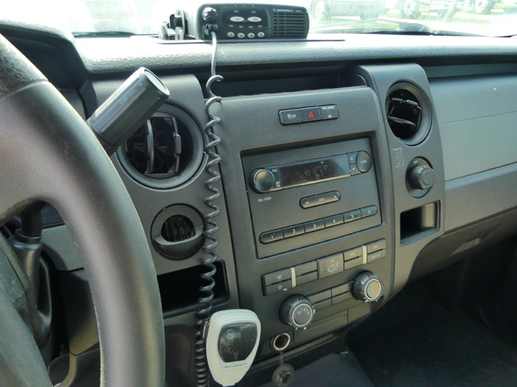 2013-ford-f150-xl-image-13