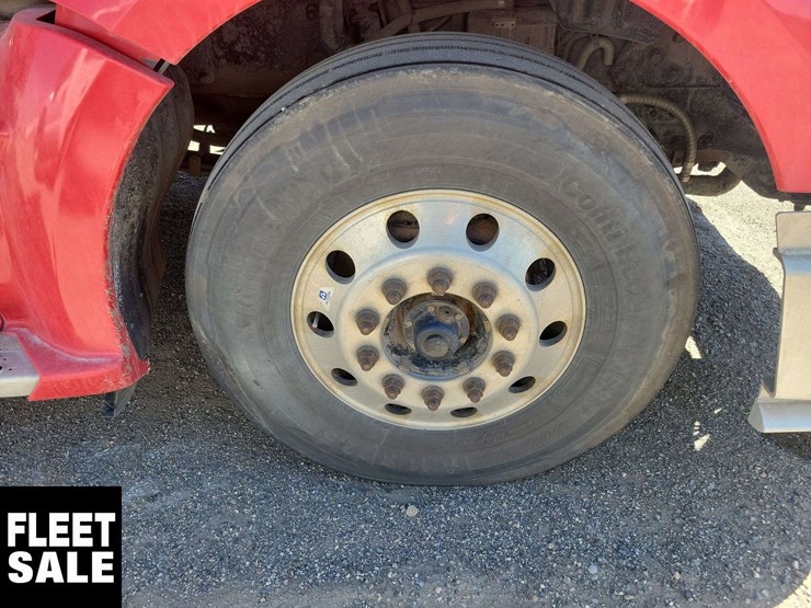 2018-kenworth-t680-image-14