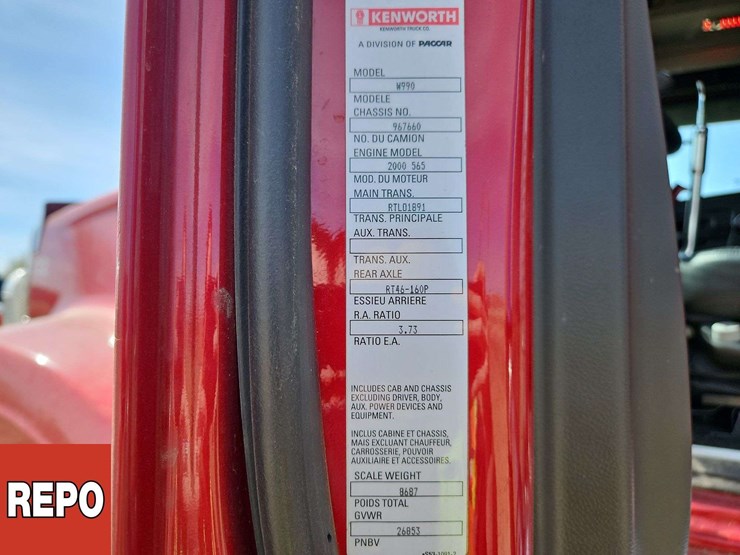 2020-kenworth-w990-image-14