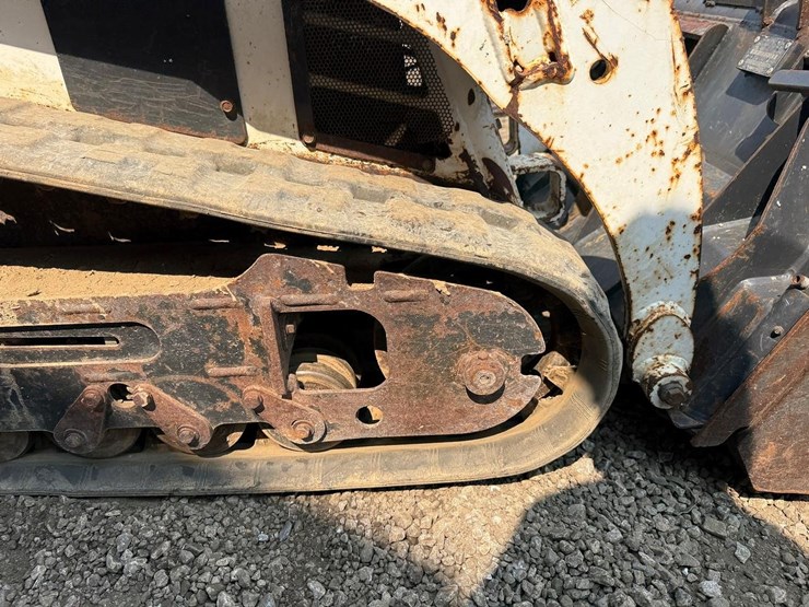 2015-bobcat-mt55-image-14