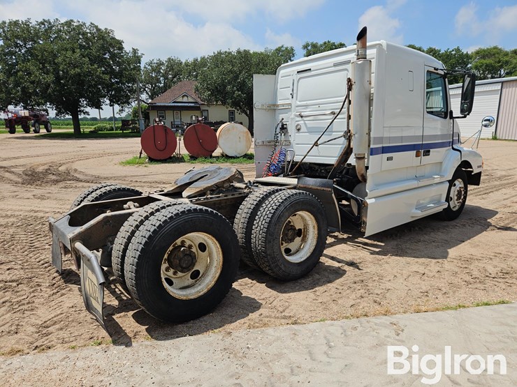 1999-volvo-vnl64t-t/a-truck-tractor-image-5