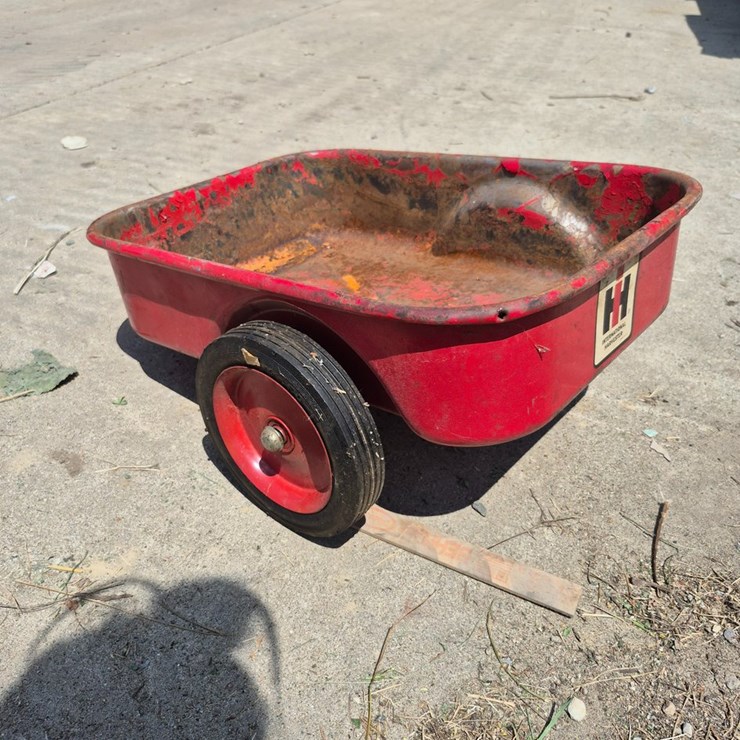 #46 • Vintage farmall pull behind wagon for pedal wagon