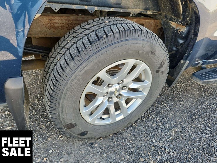 2019-chevrolet-silverado-1500-image-25