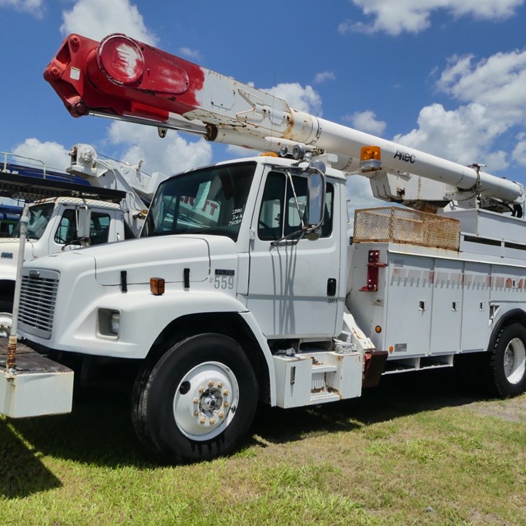 2000 FREIGHTLINER FL70