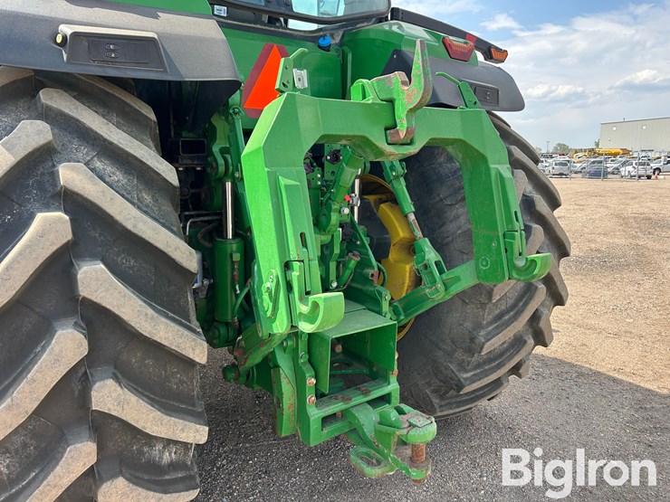 2022-john-deere-8r-410-image-16