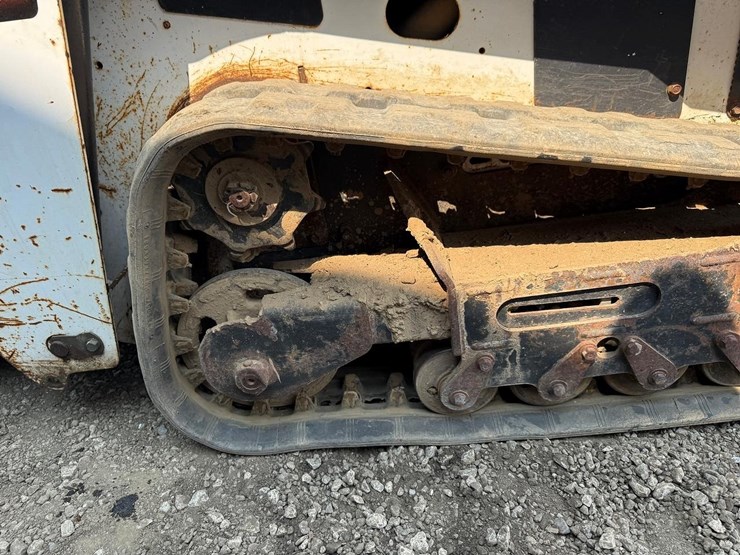 2015-bobcat-mt55-image-13