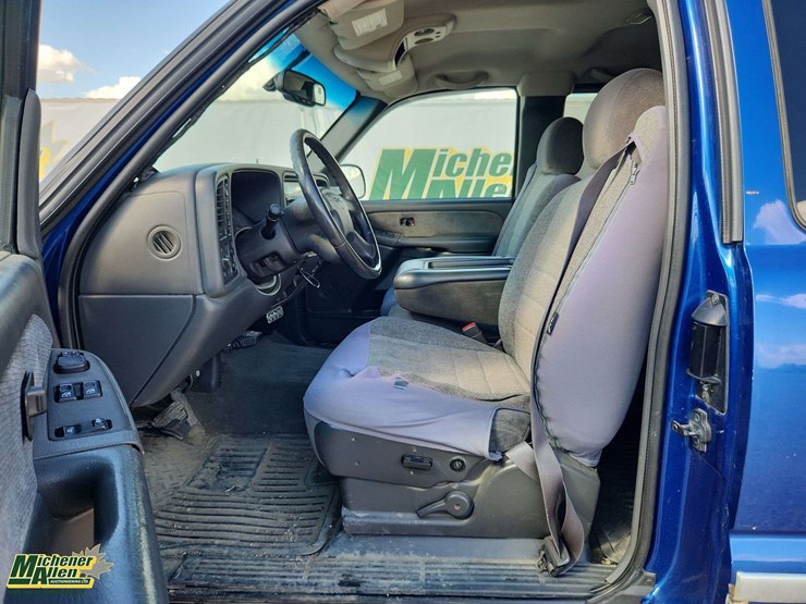 2003-gmc-sierra-2500-image-10