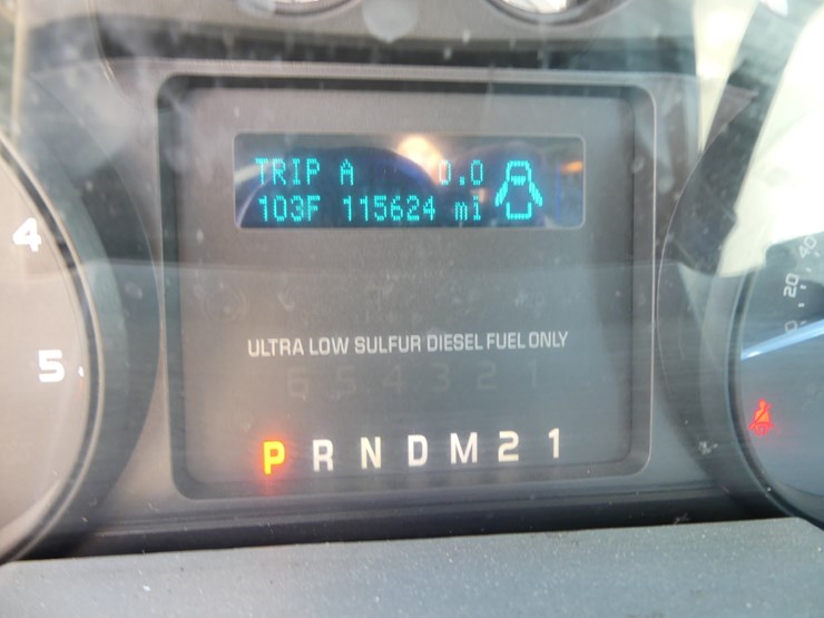 2015-ford-f350-xl-image-18