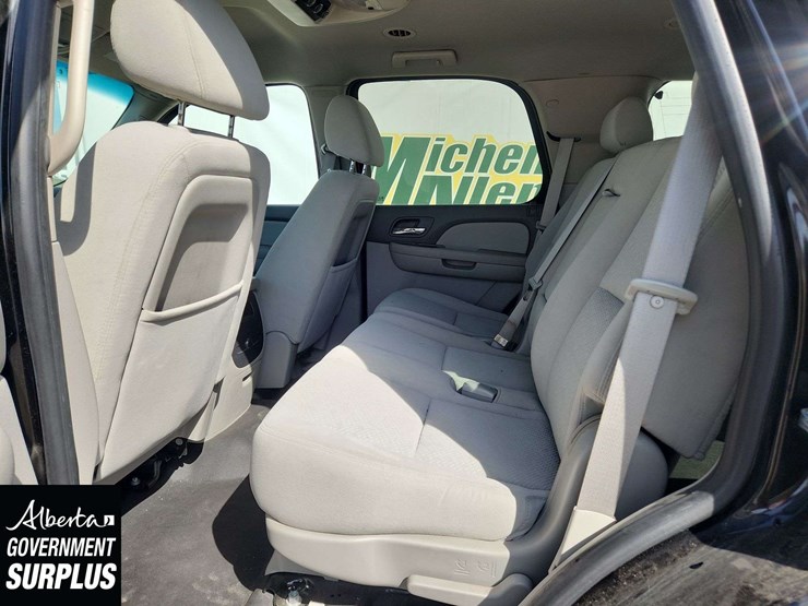 2008-chevrolet-tahoe-image-14