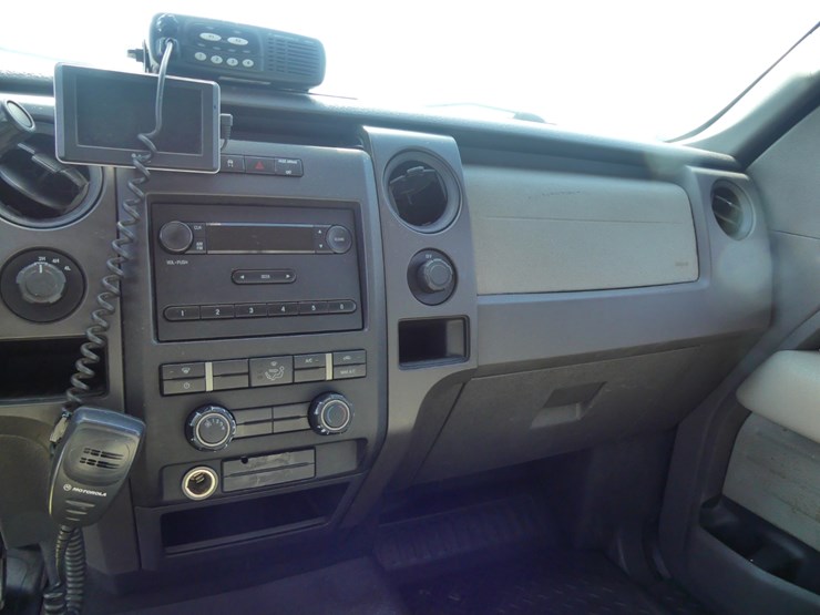 2010-ford-f150-xl-image-17