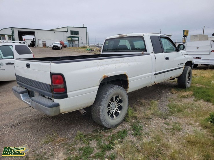 2001-dodge-ram-1500-image-7
