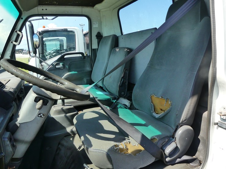 1999-gmc-3500-image-10