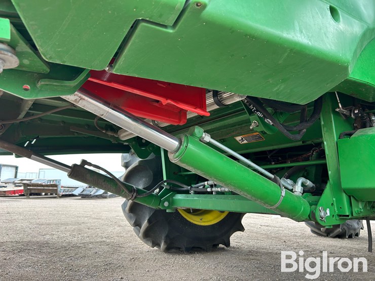 2023-john-deere-s780-image-18