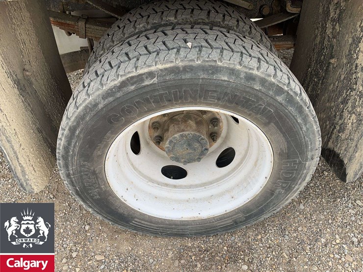 2015-ford-f550-image-12