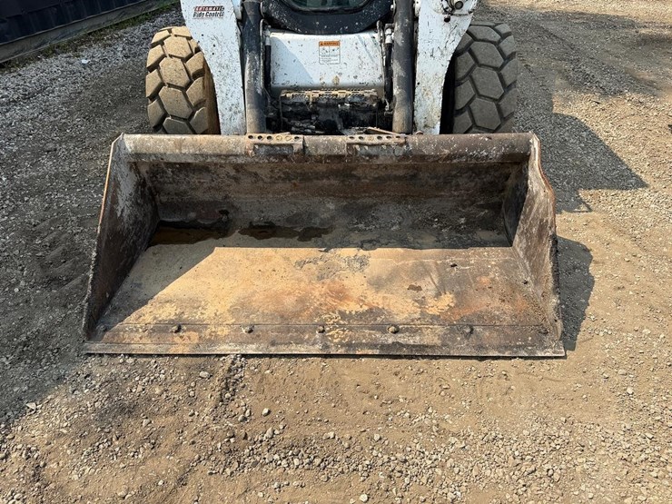 2022-bobcat-s740-image-9