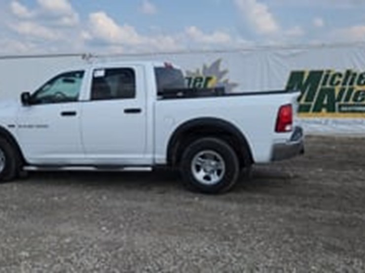 2012-dodge-1500-image-5