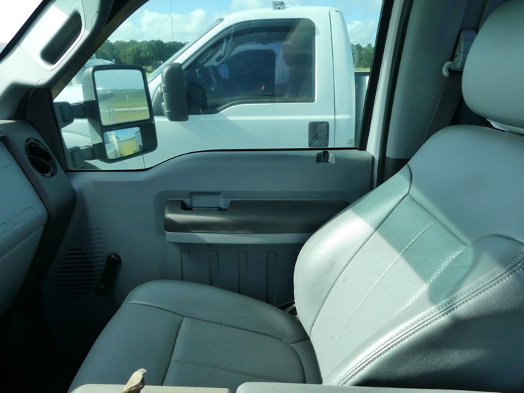 2014-ford-f250-xl-image-11