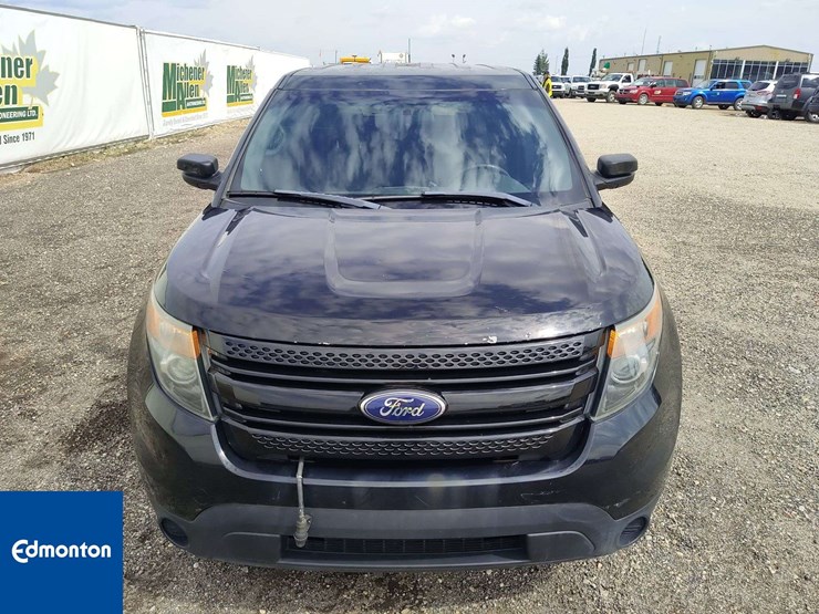 2014-ford-explorer-image-8