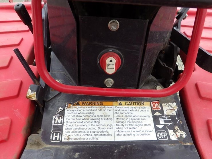 canycom-cmx2402-ride-on-mower-image-21