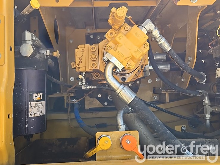 2019-caterpillar-336-image-39