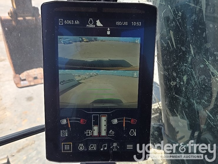 2019-caterpillar-336-image-74