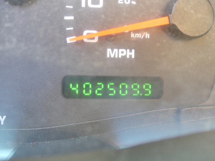 2002-ford-f250-image-17