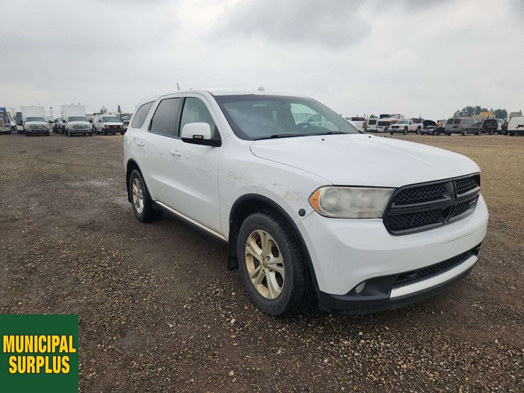 2013-dodge-durango-image-2
