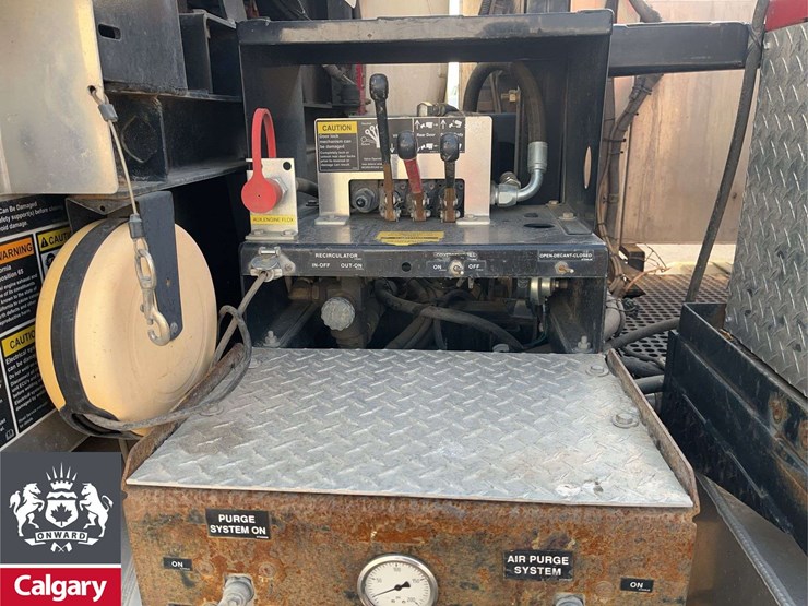international-workstar-7500-image-21