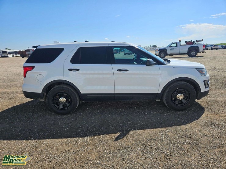 ford-explorer-image-27