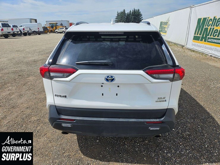 2020-toyota-rav4-image-6