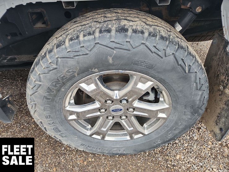 2021-ford-f150-image-12