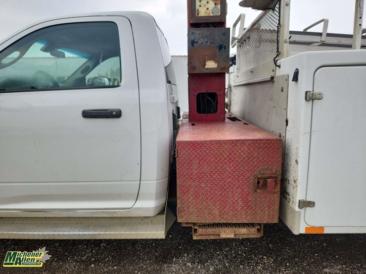 2016-dodge-3500-image-49