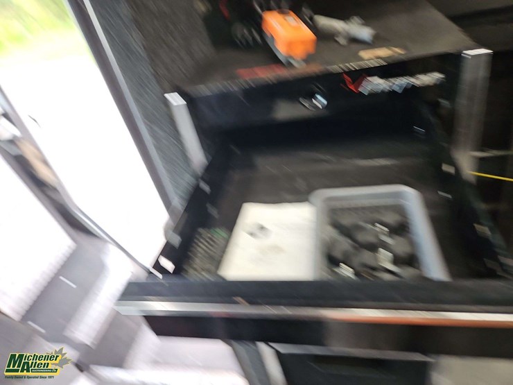 2016-freightliner-mt45-image-36