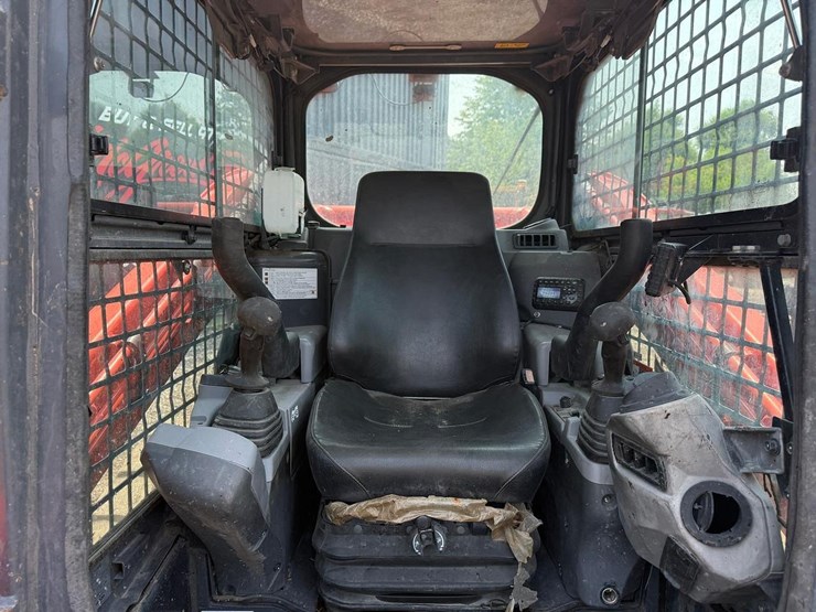 2022-kubota-svl75-2-image-19