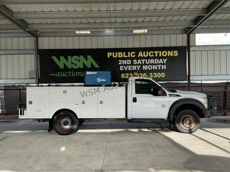 2013-ford-f550-image-1