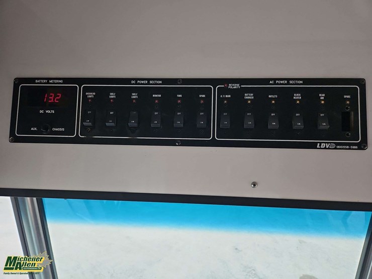 2016-freightliner-mt45-image-23