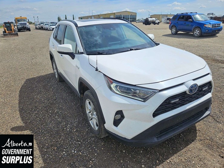 2020-toyota-rav4-image-2