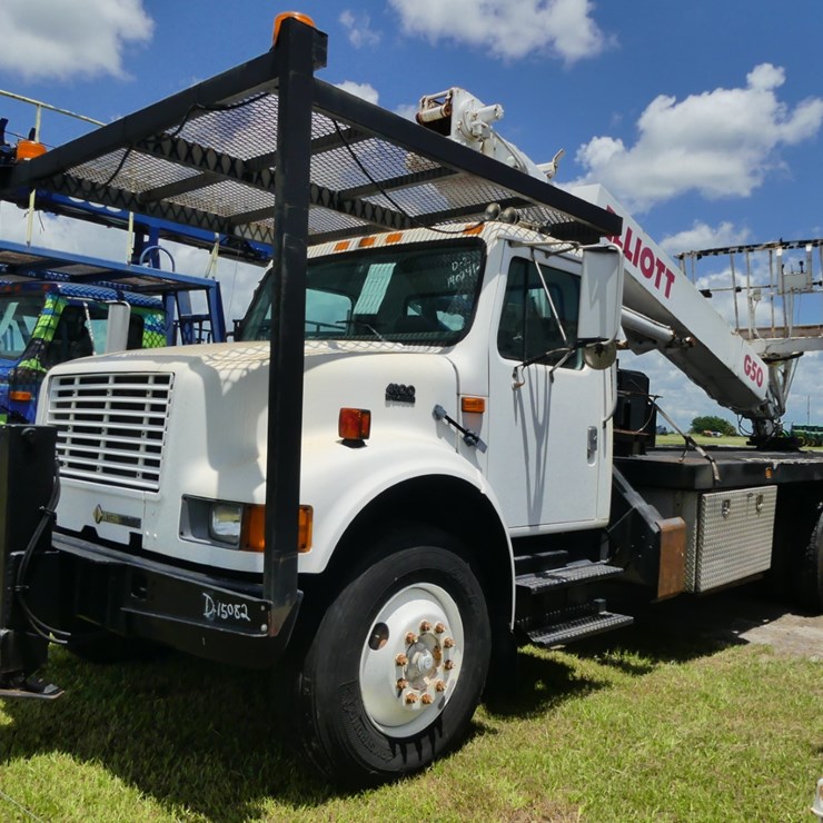 2000 INTERNATIONAL 4900
