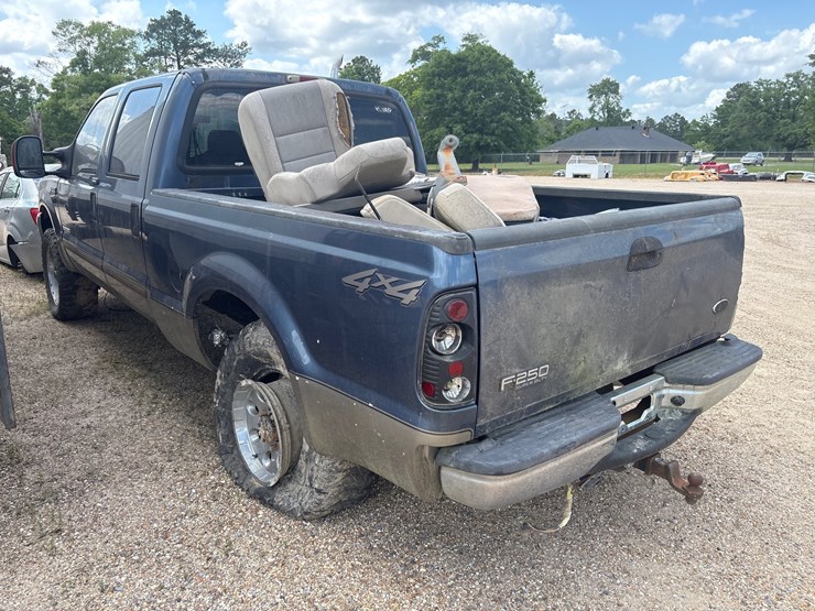 2004-ford-f250-image-4