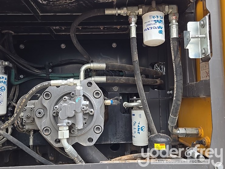 2020-volvo-ec300el-image-40