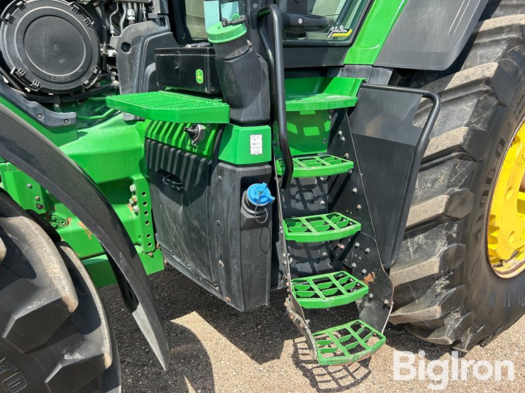 2022-john-deere-8r-410-image-13