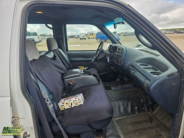 1996-chevrolet-3500-image-18