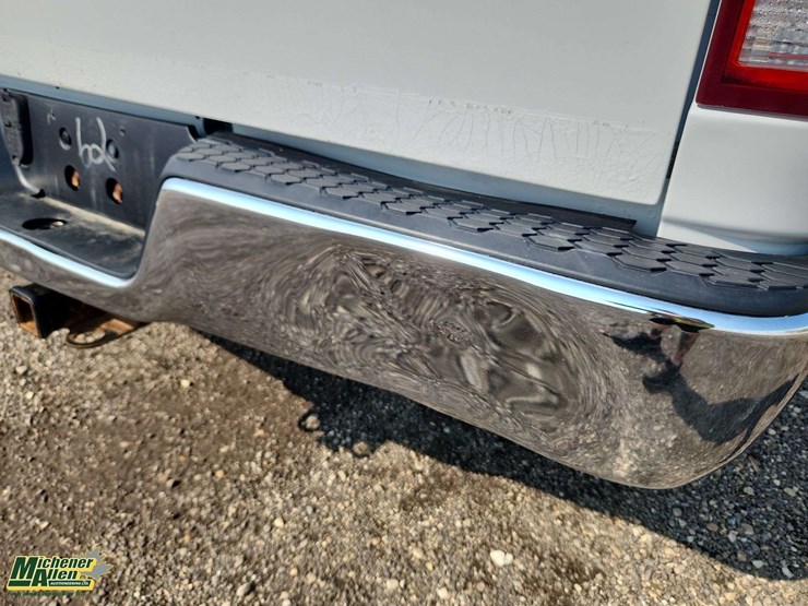 2012-dodge-1500-image-37