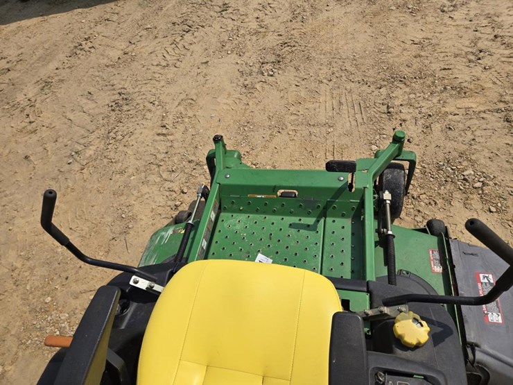 john-deere-60-image-12