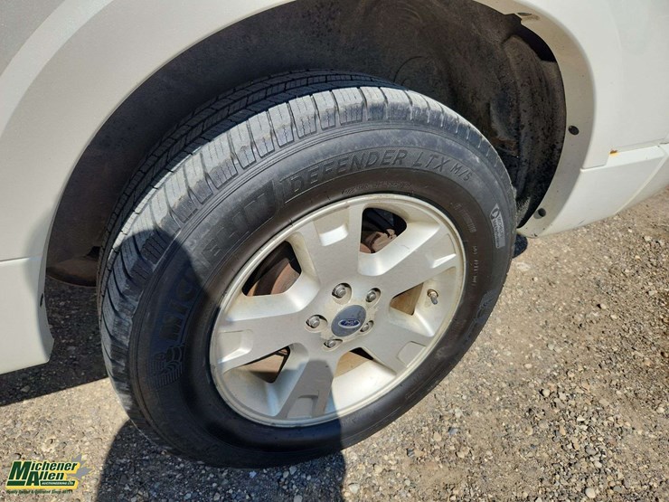ford-explorer-image-14