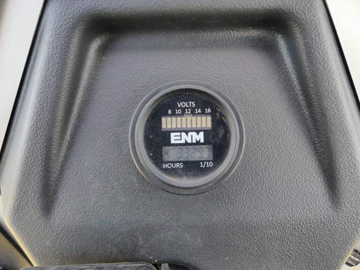 2023-landmaster-ev-image-14