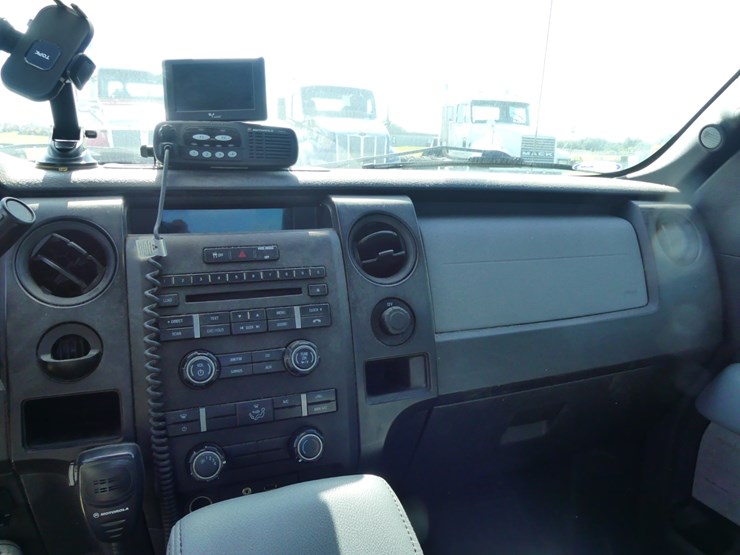 2014-ford-f150-xl-image-13