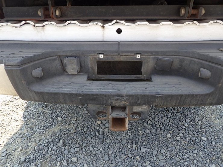 2013-chevrolet-2500-image-20