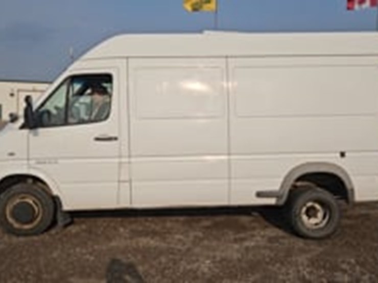 dodge-3500-image-5