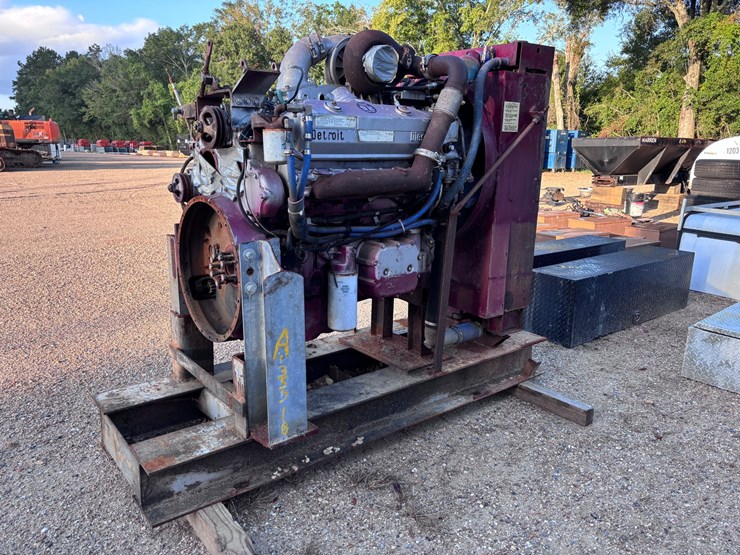 #1651-•-92-v8-detroit-engine-image-2